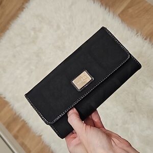 9 West - Nine & Co Black Wallet - Good Condition.